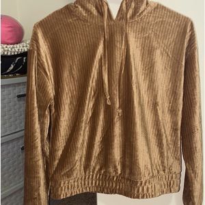 NEW slightly cropped hoodie, golden color with a velvet material feel